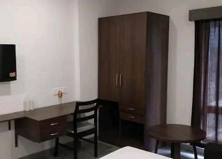 Hotel East International Tinsukia Buitenkant foto